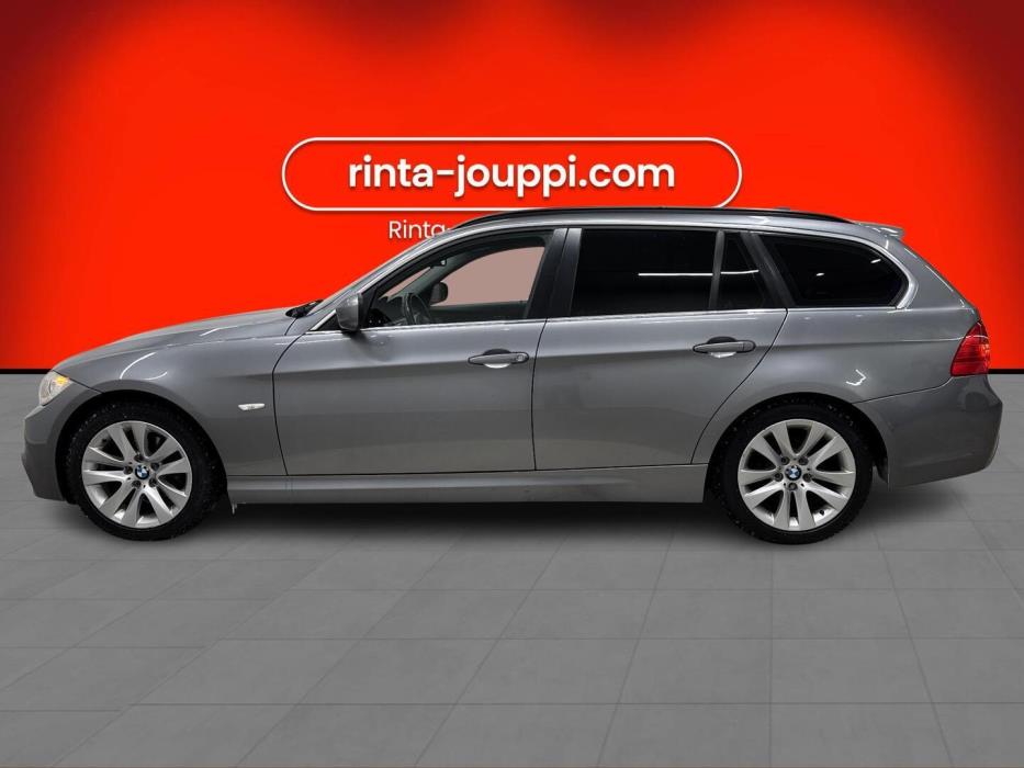 BMW 320 2011