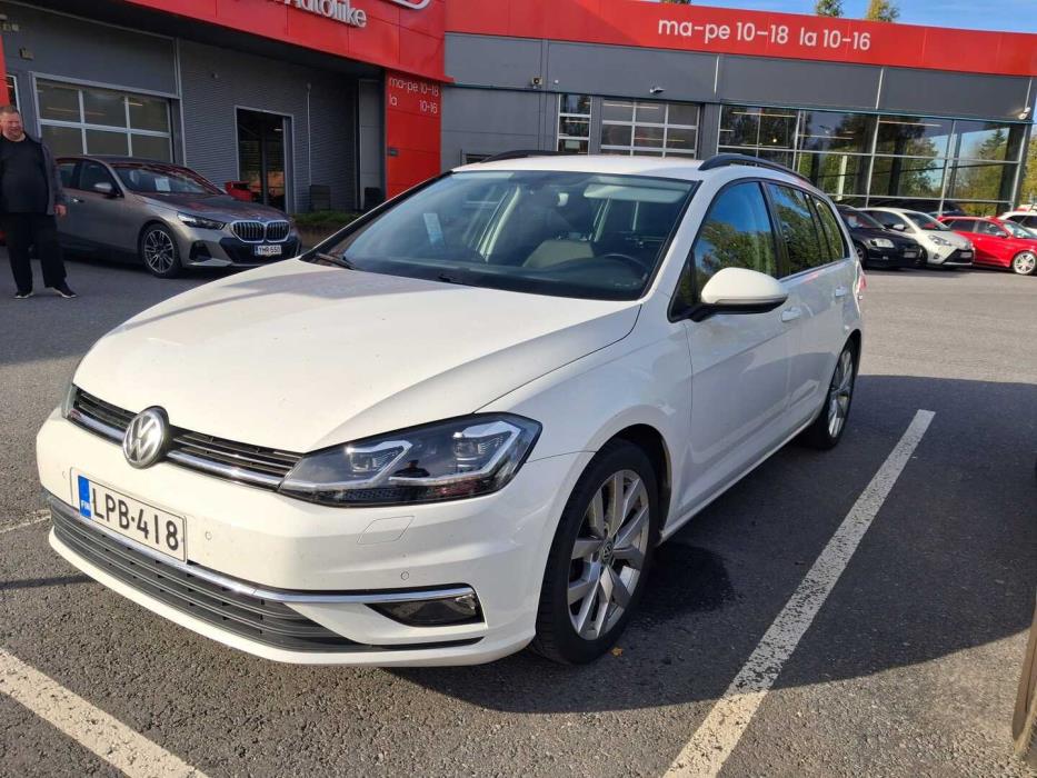 VOLKSWAGEN Golf 2018