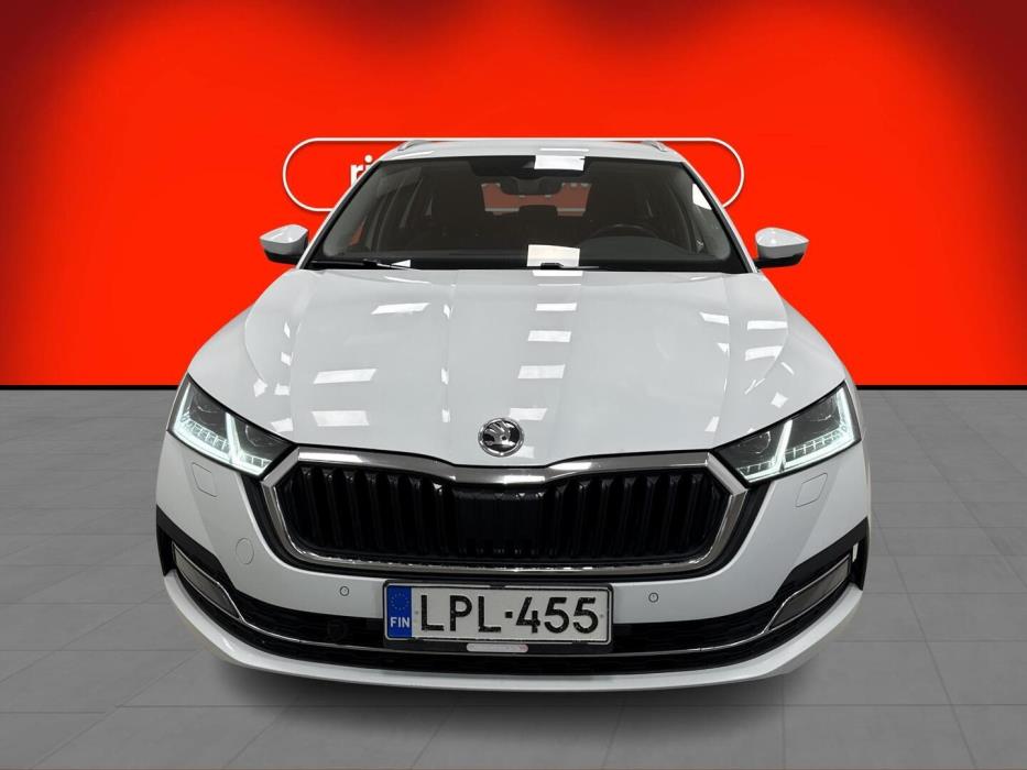 SKODA OCTAVIA 2021