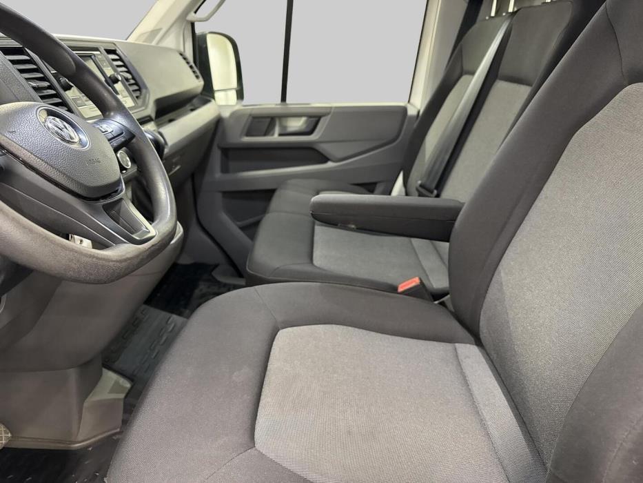 VOLKSWAGEN Crafter 2021