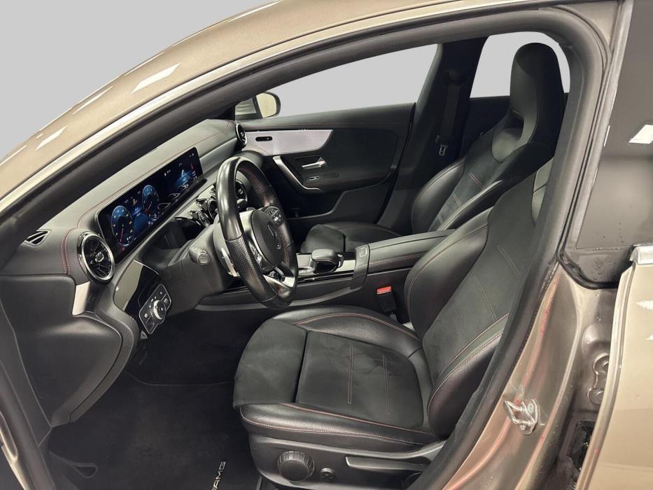 MERCEDES-BENZ CLA 2020