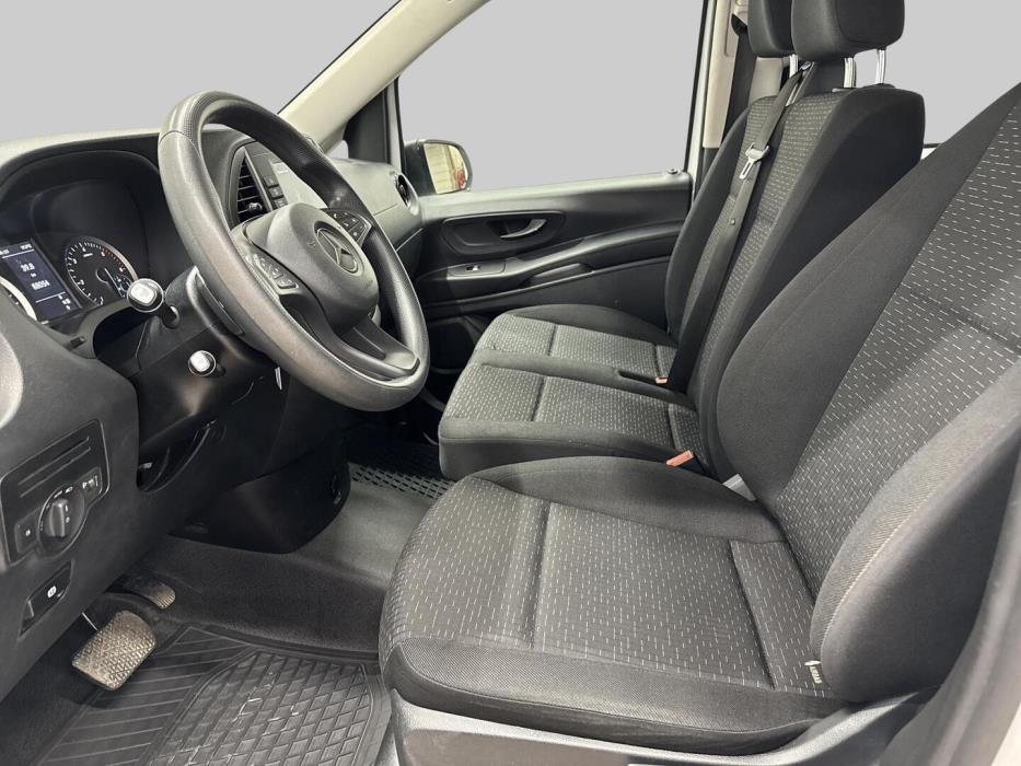 MERCEDES-BENZ VITO 2022