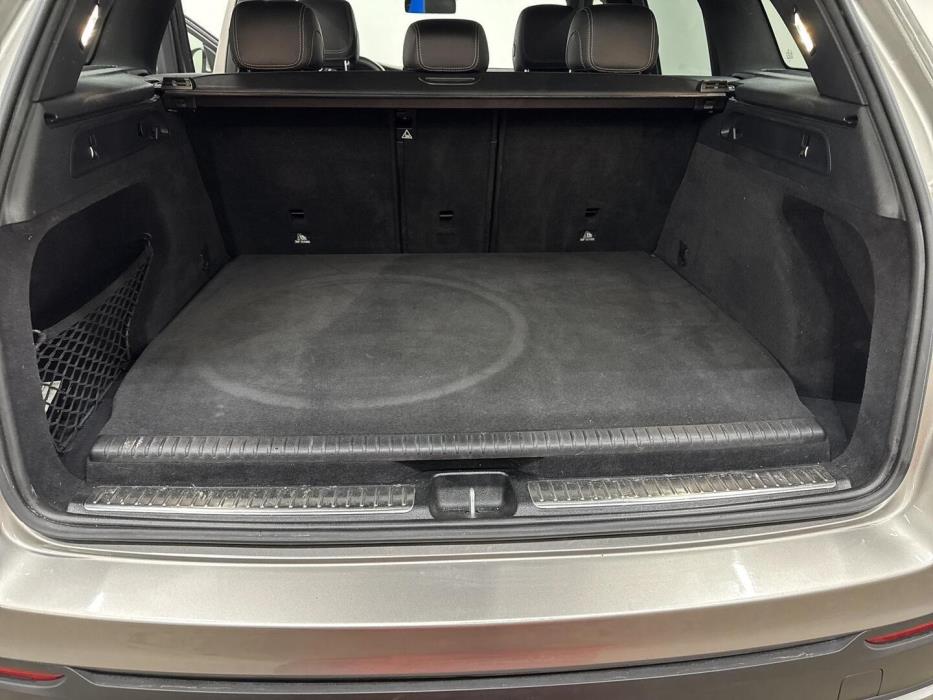 MERCEDES-BENZ GLC 2021