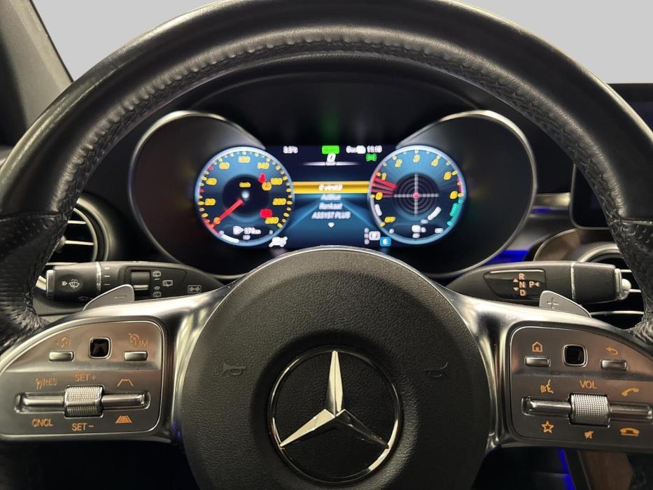 MERCEDES-BENZ GLC 2021