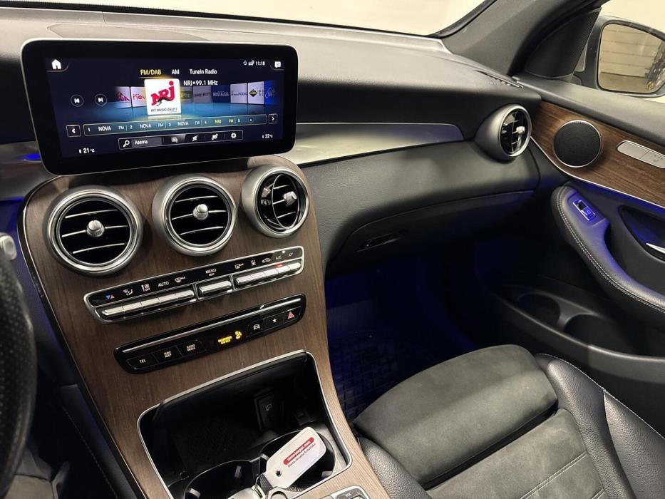 MERCEDES-BENZ GLC 2021