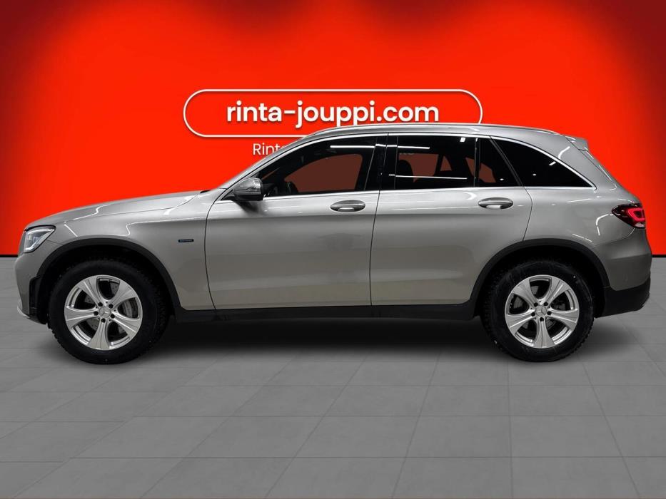 MERCEDES-BENZ GLC 2021