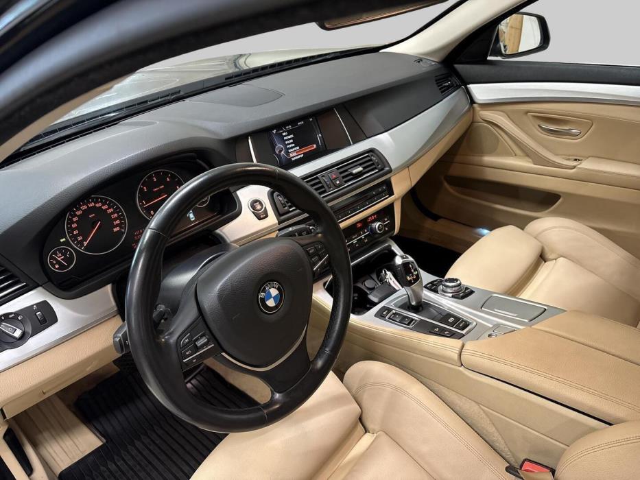 BMW 520 2015