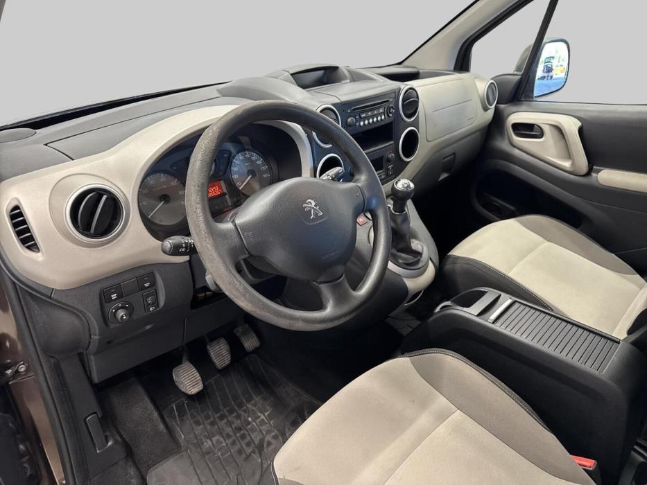 PEUGEOT Partner 2013