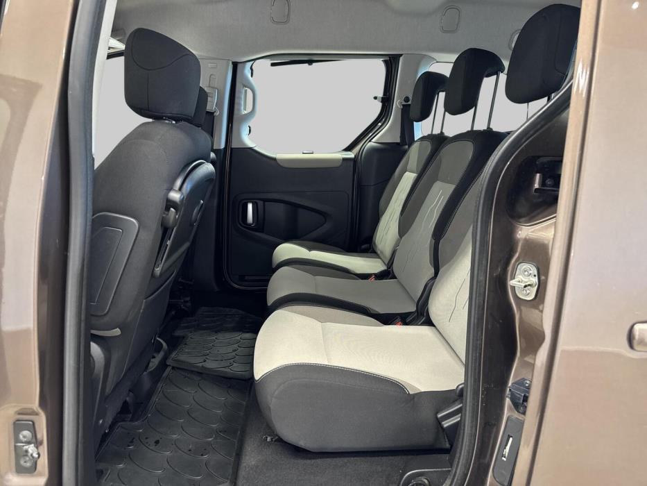 PEUGEOT Partner 2013