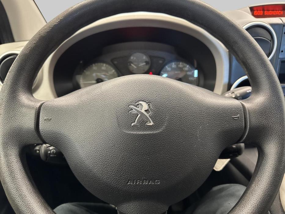 PEUGEOT Partner 2013
