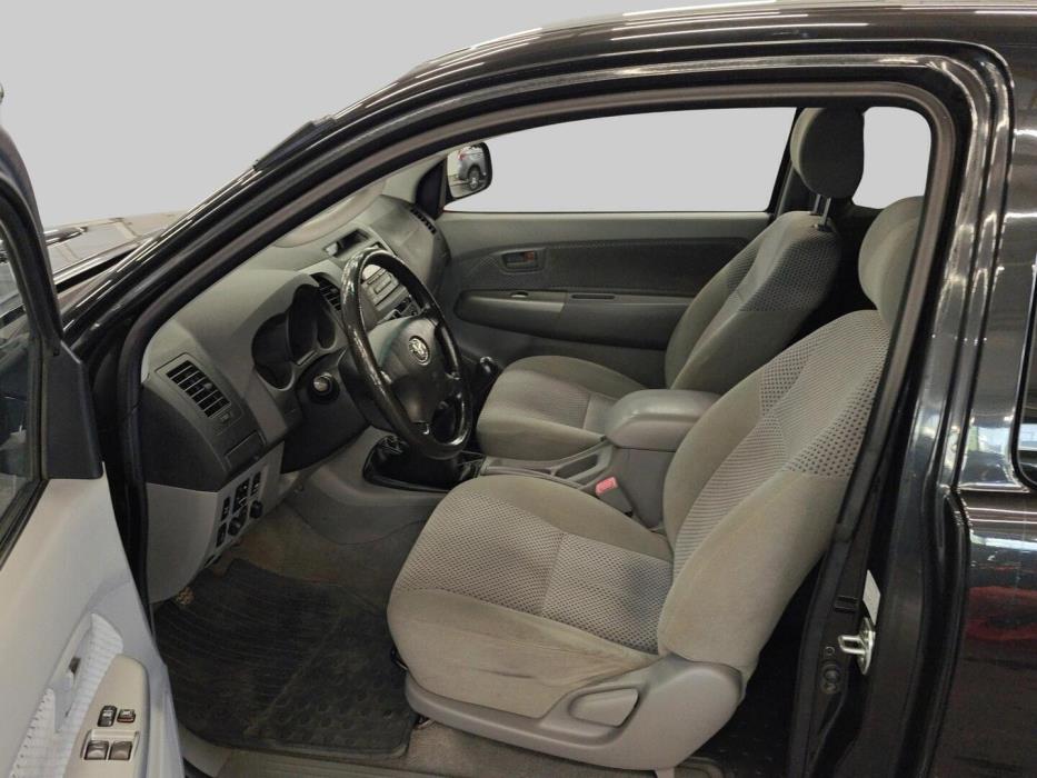 TOYOTA Hilux 2008