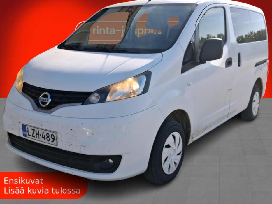 NISSAN NV200 2011