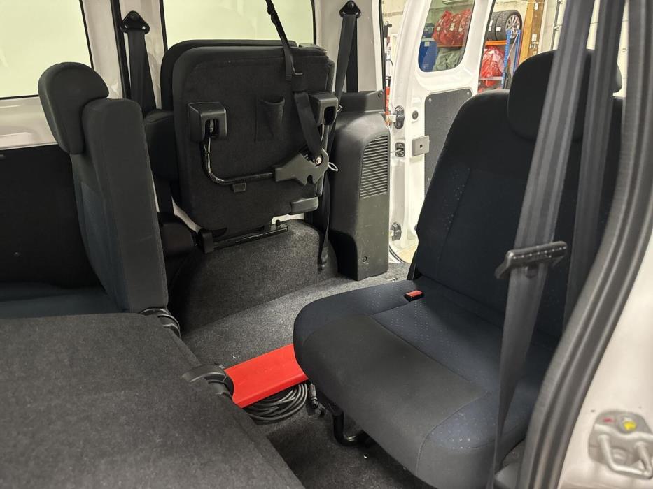 NISSAN NV200 2011