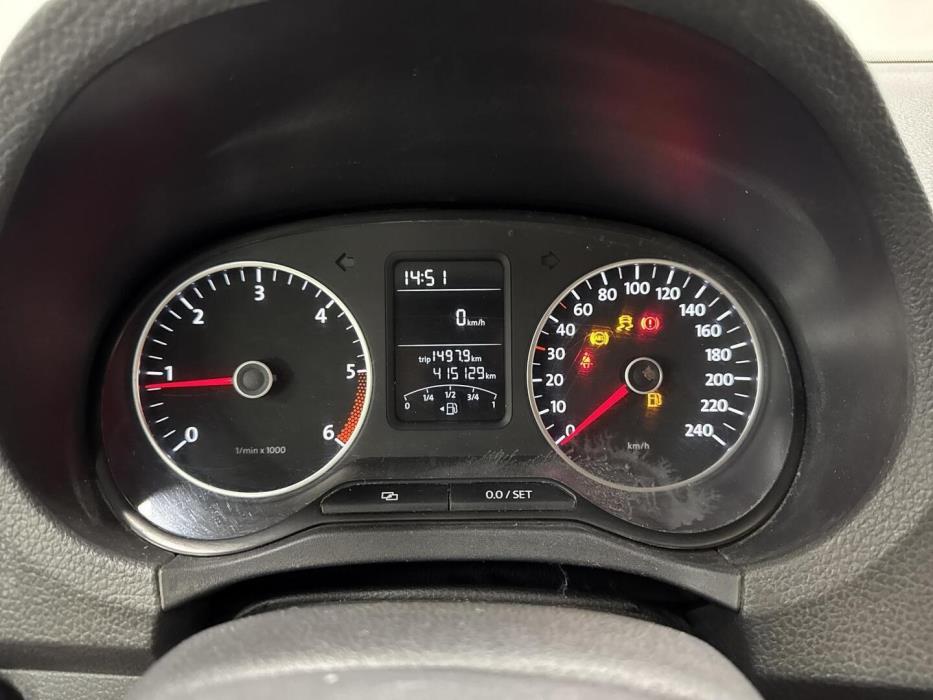 VOLKSWAGEN Amarok 2011