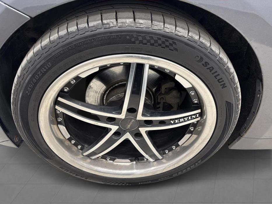 BMW 318 2012