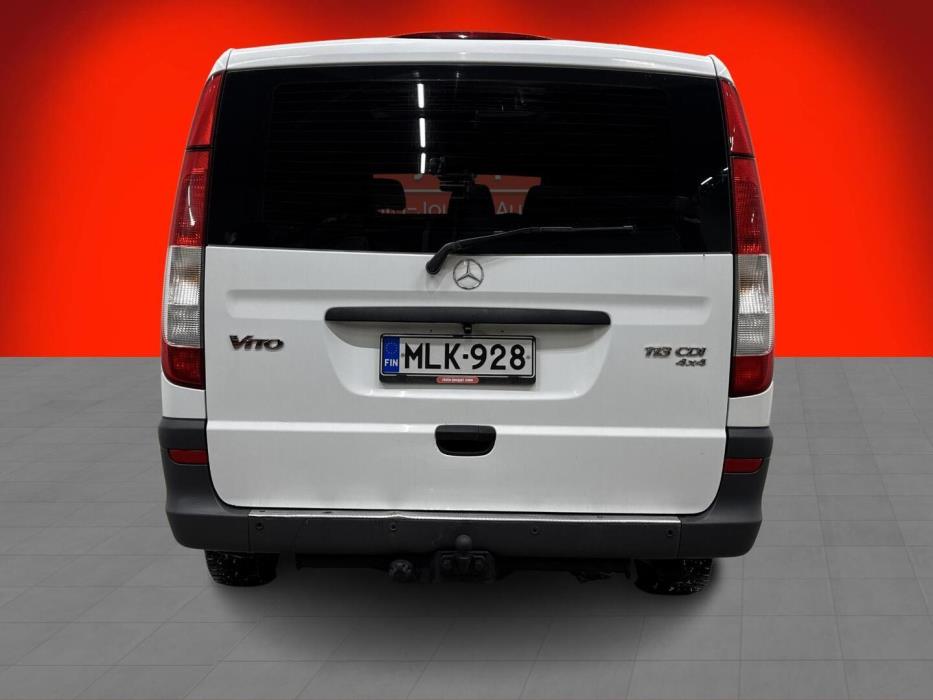 MERCEDES-BENZ Vito 2013