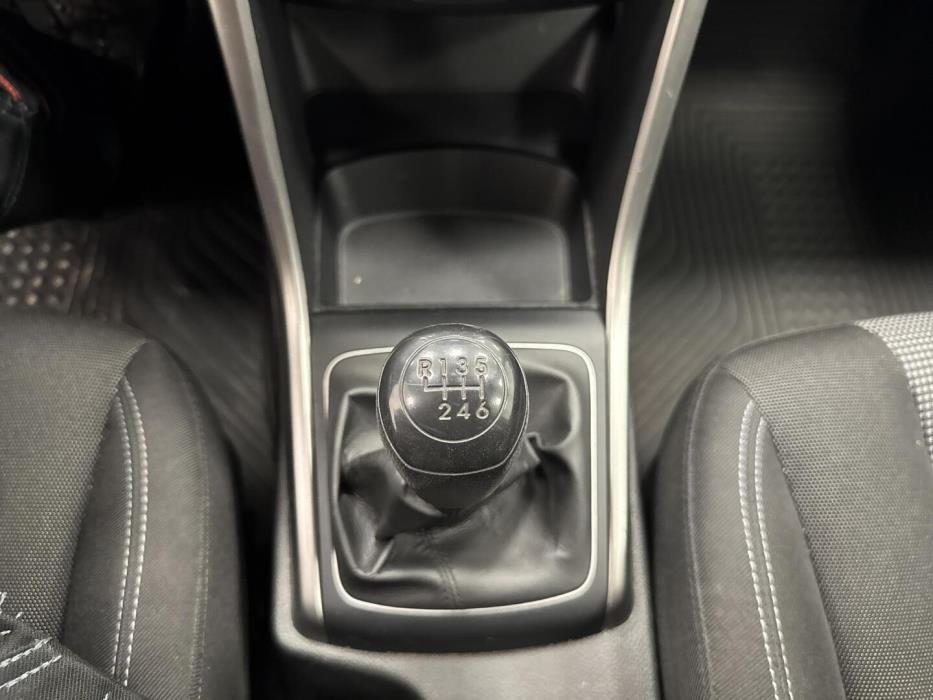 HYUNDAI i30 5d 2014