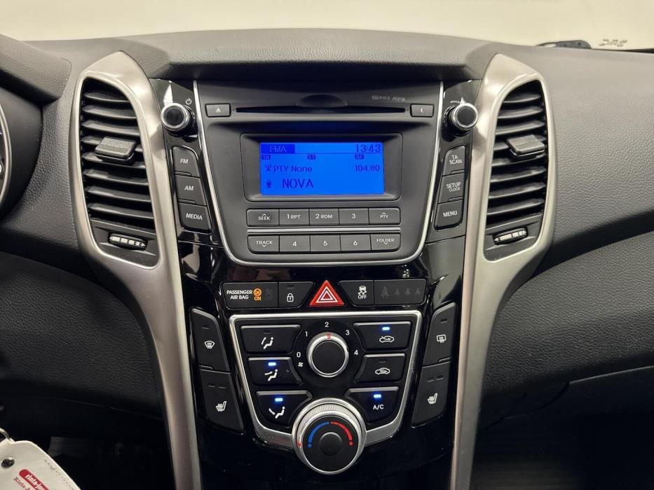 HYUNDAI i30 5d 2014