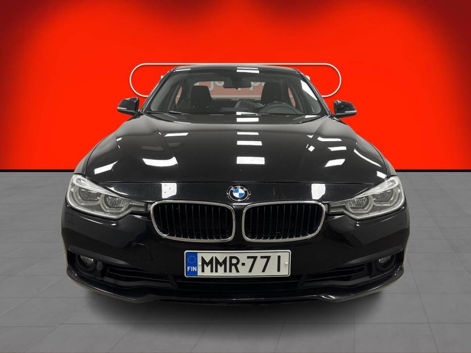 BMW 318 2016