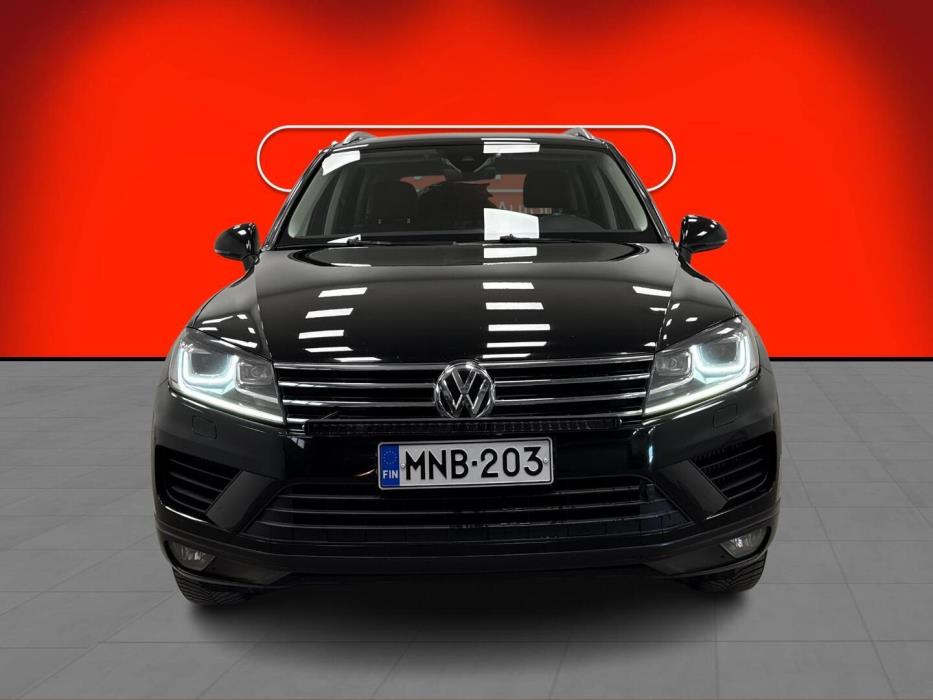 VOLKSWAGEN Touareg 2017