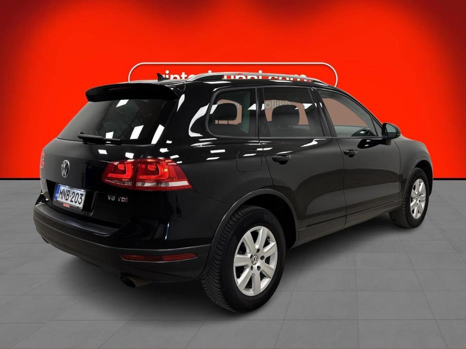 VOLKSWAGEN Touareg 2017