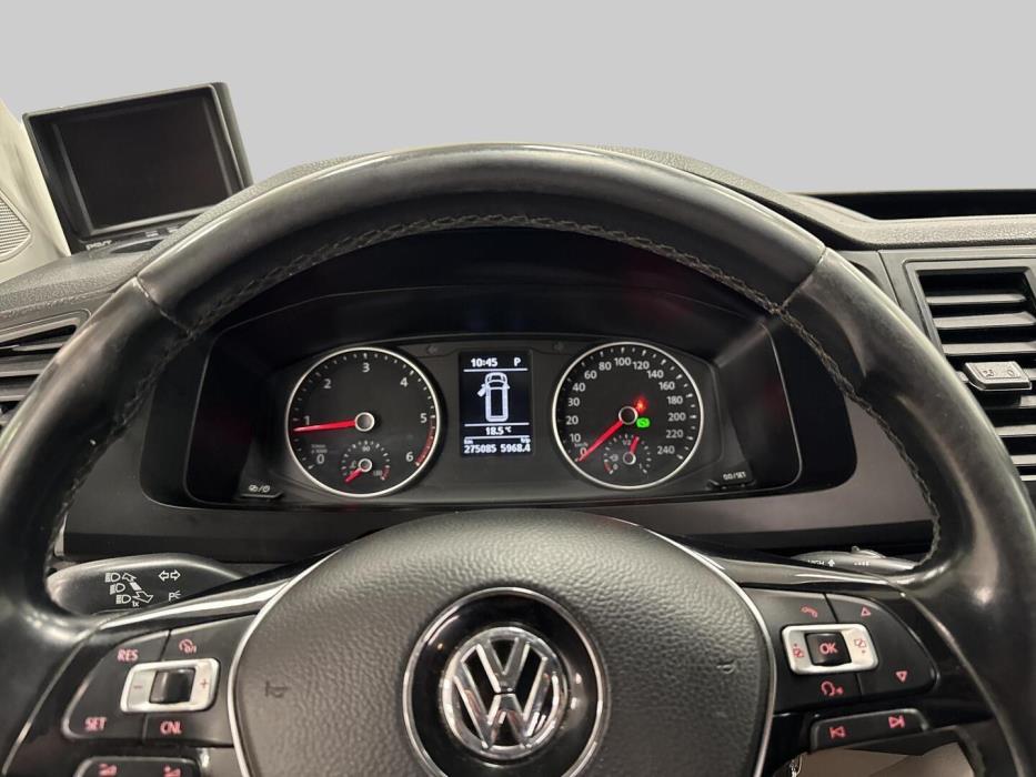 VOLKSWAGEN Transporter 2017