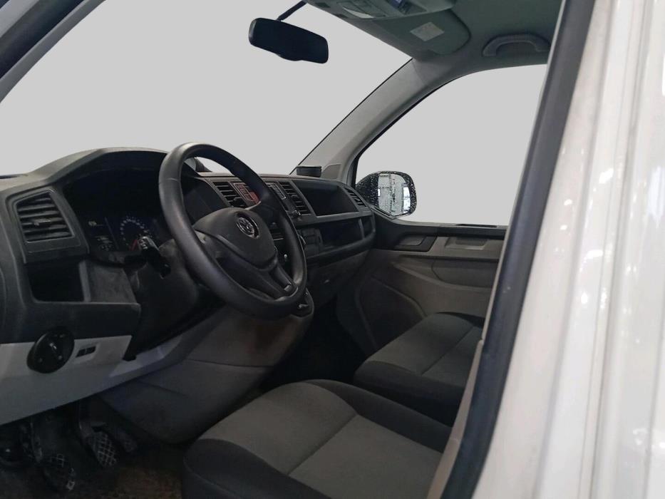 VOLKSWAGEN Transporter 2018