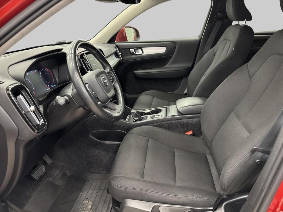 VOLVO XC40 2019
