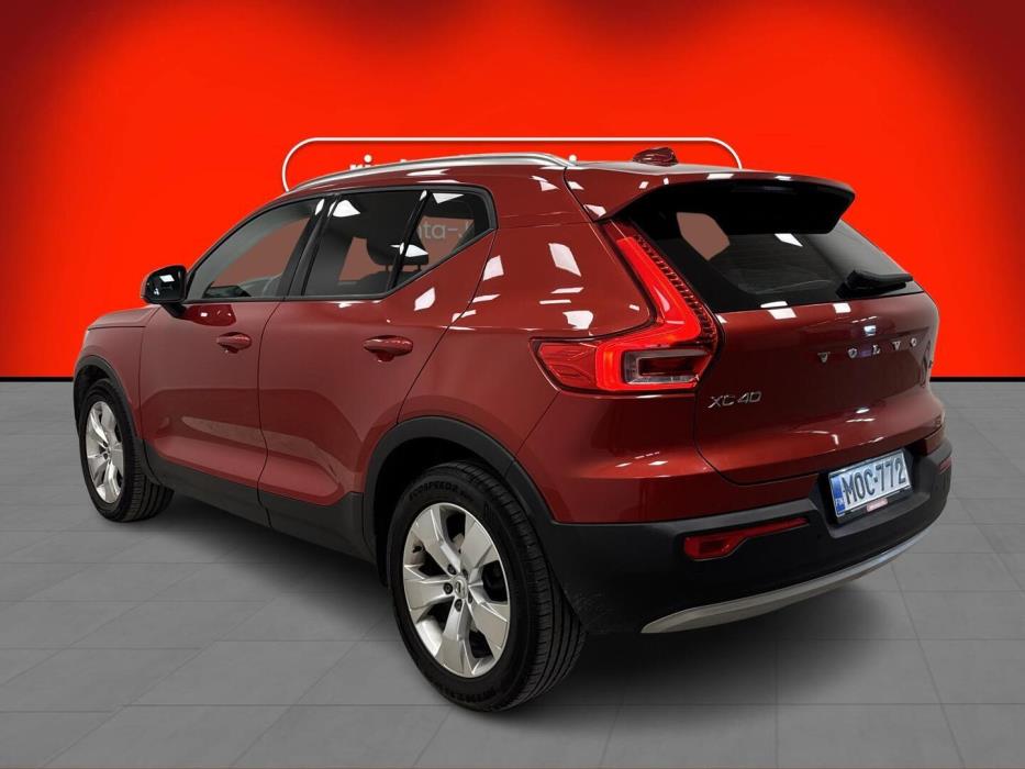 VOLVO XC40 2019