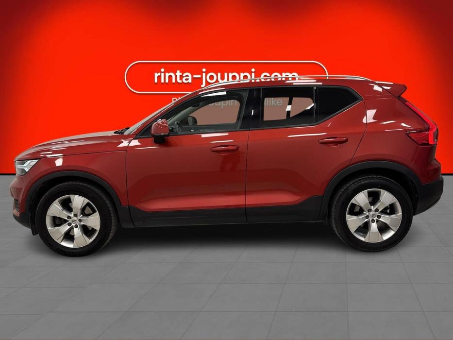 VOLVO XC40 2019