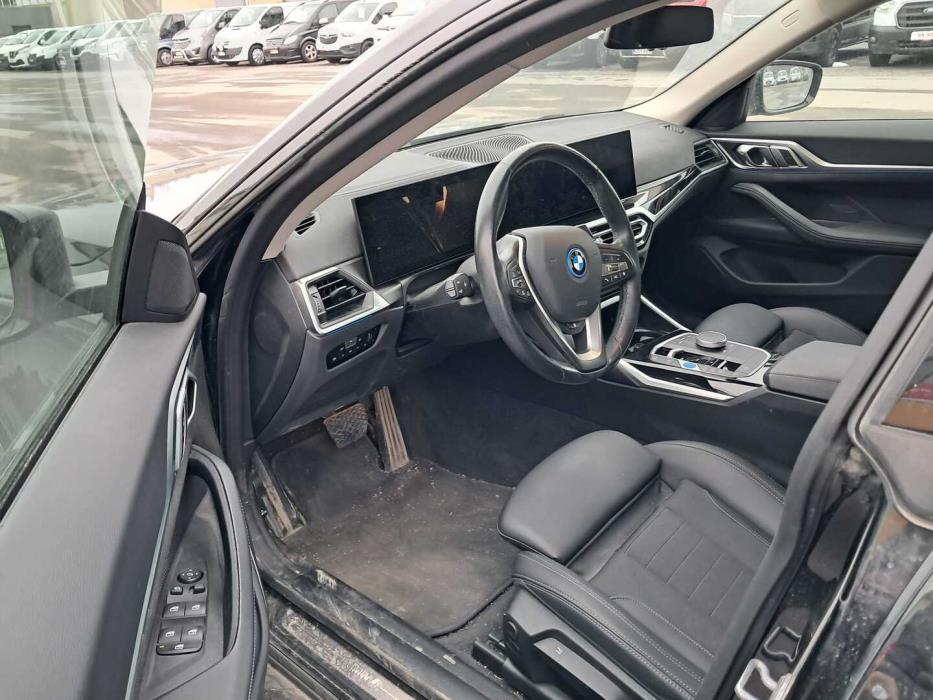 BMW i4 2023
