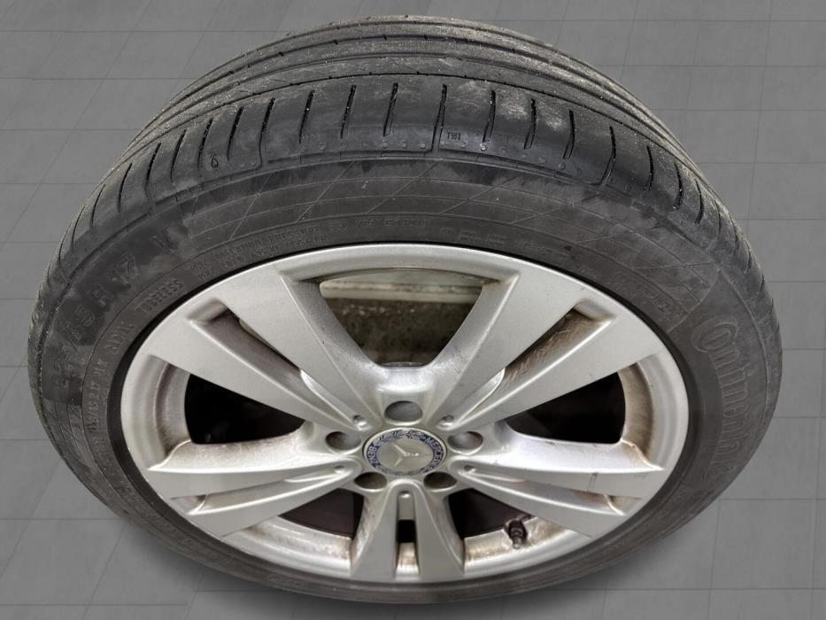 MERCEDES-BENZ A 2016