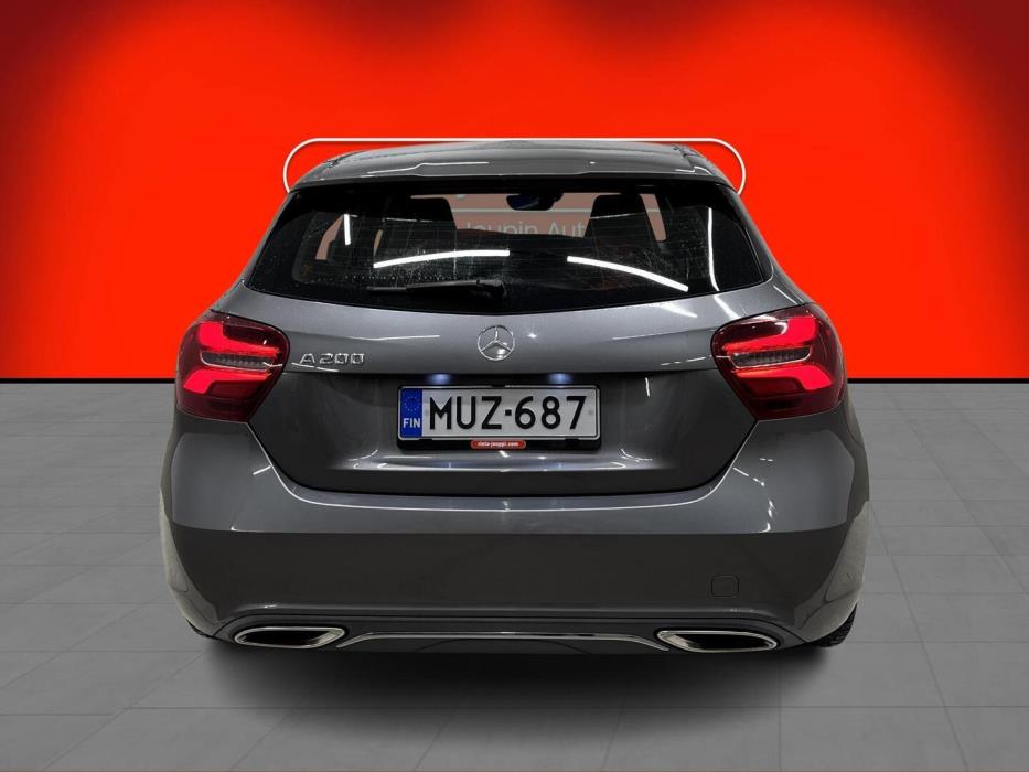 MERCEDES-BENZ A 2016