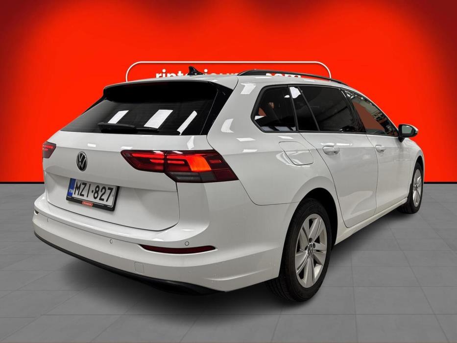 VOLKSWAGEN Golf 2021