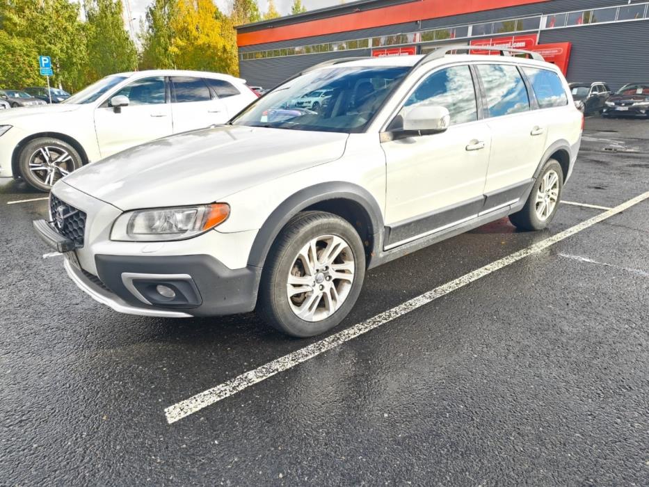 VOLVO XC70 2013