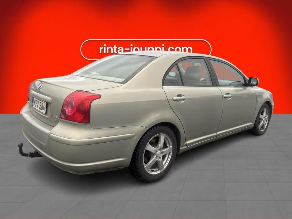 TOYOTA Avensis 2004