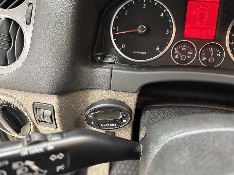 VOLKSWAGEN Tiguan 2008