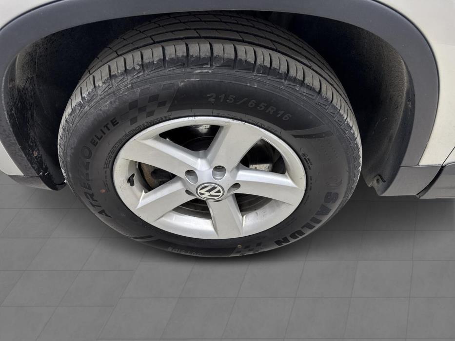 VOLKSWAGEN Tiguan 2008