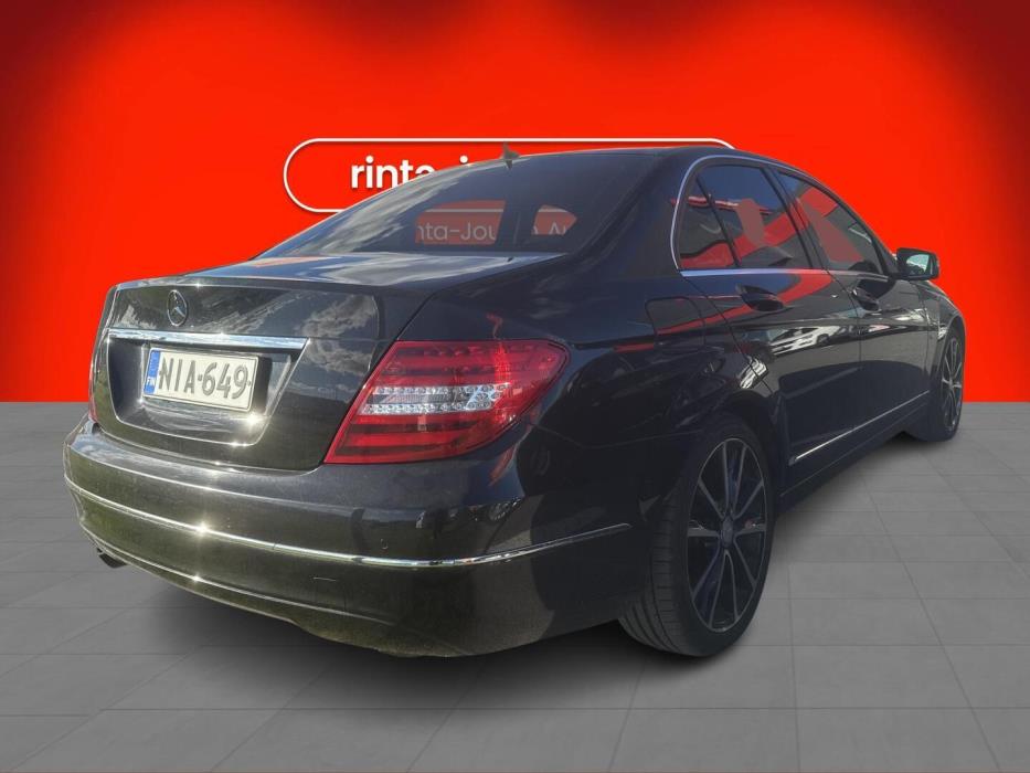 MERCEDES-BENZ C 2012