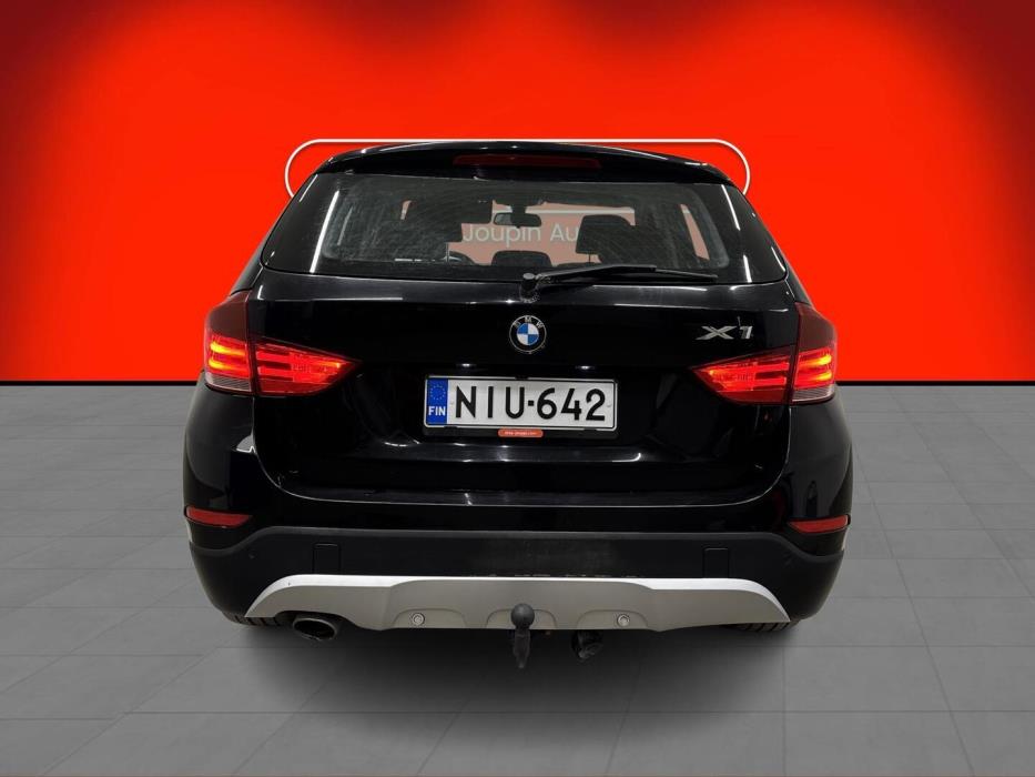 BMW X1 2012