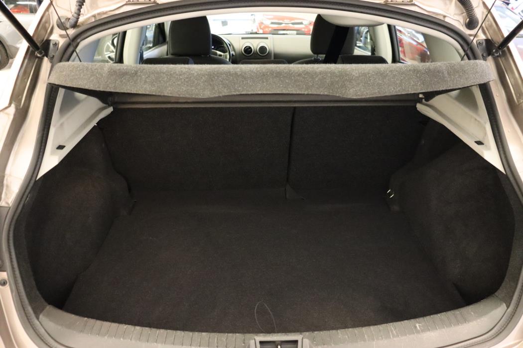 NISSAN Qashqai 2013
