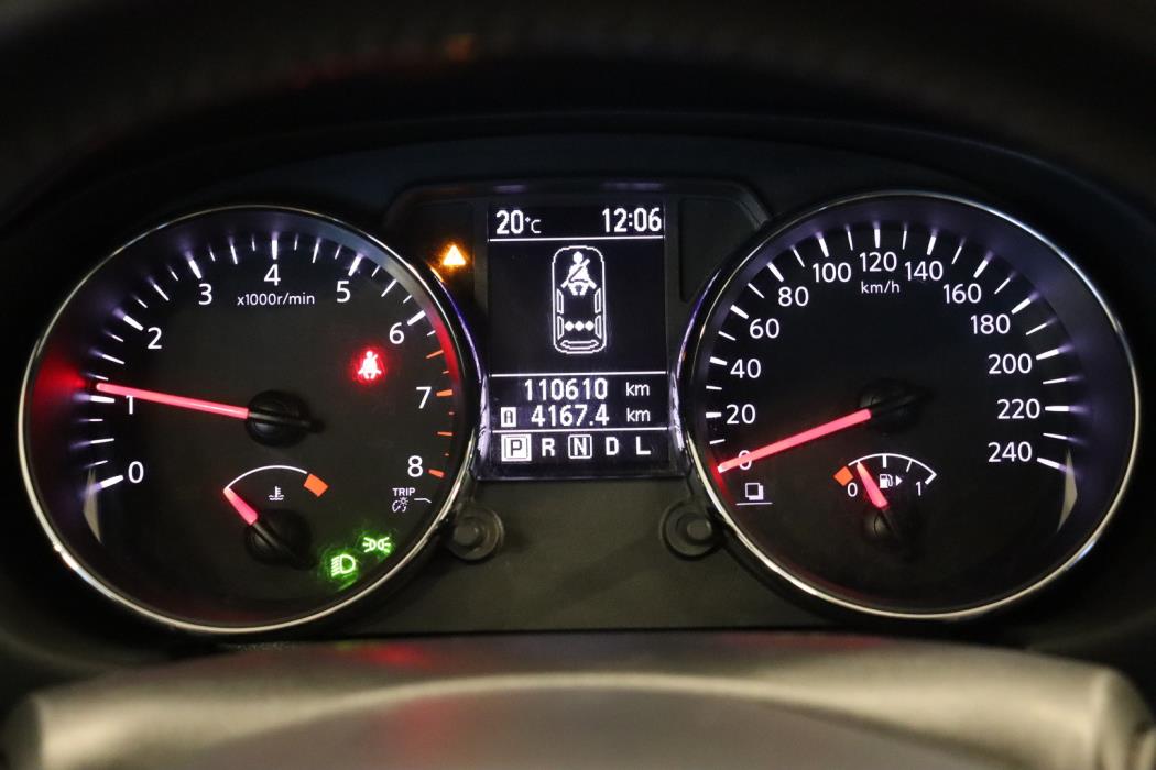 NISSAN Qashqai 2013
