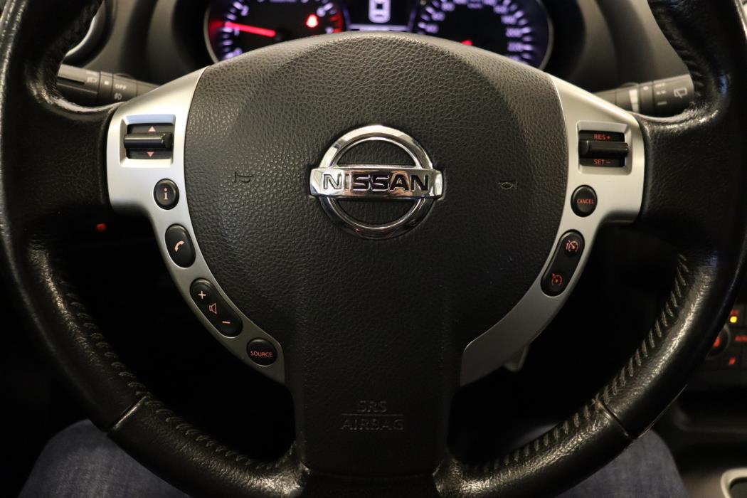 NISSAN Qashqai 2013