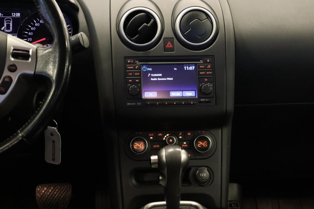 NISSAN Qashqai 2013