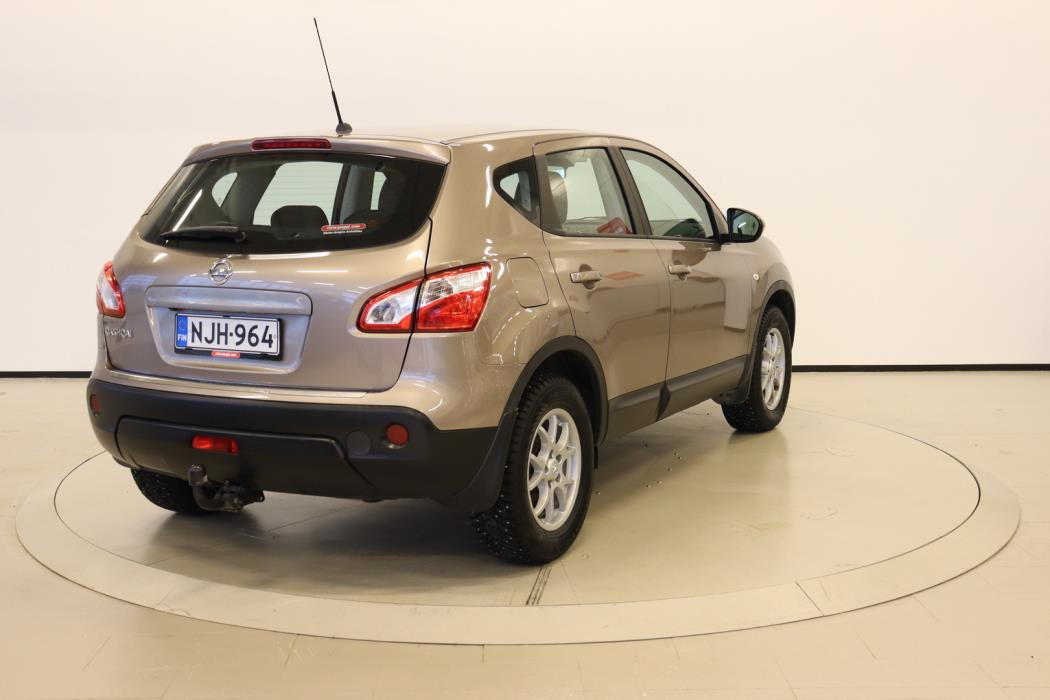 NISSAN Qashqai 2013