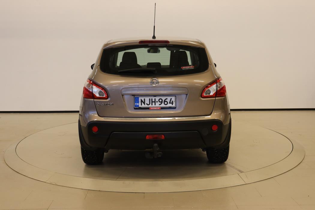 NISSAN Qashqai 2013