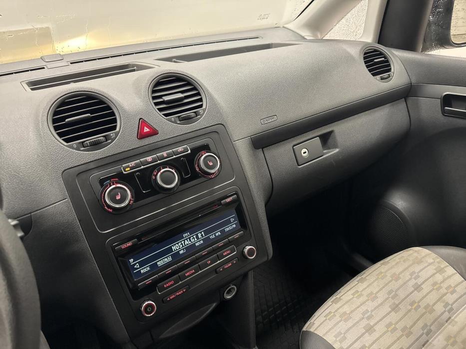 VOLKSWAGEN CADDY 2013
