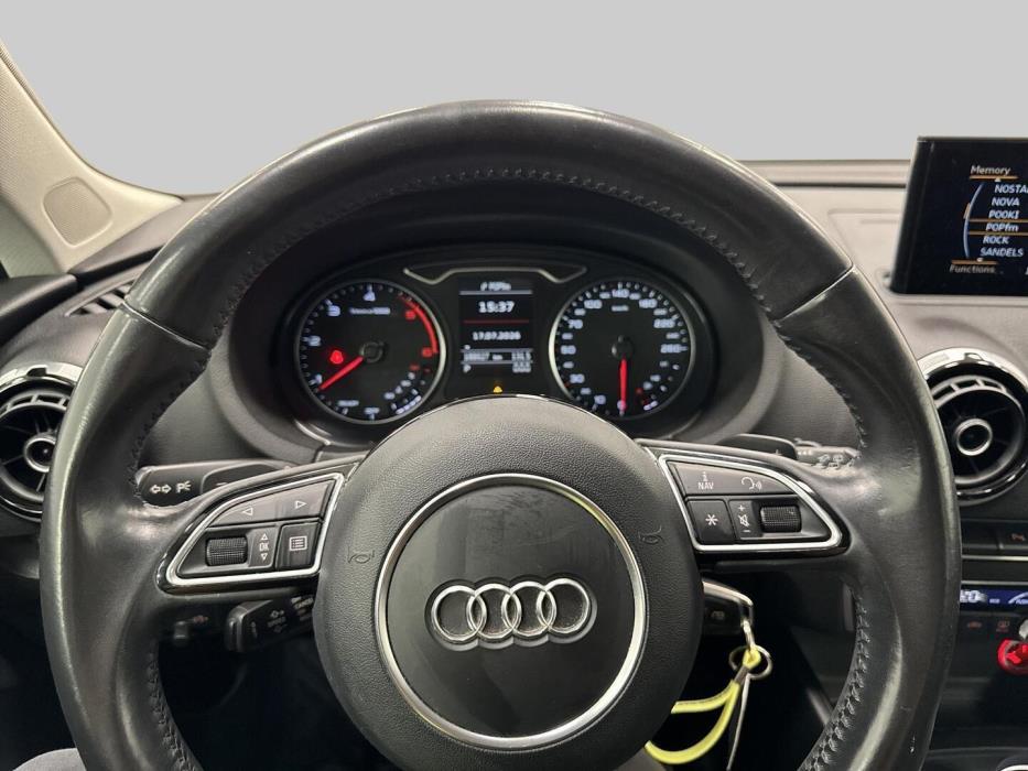 AUDI A3 2016