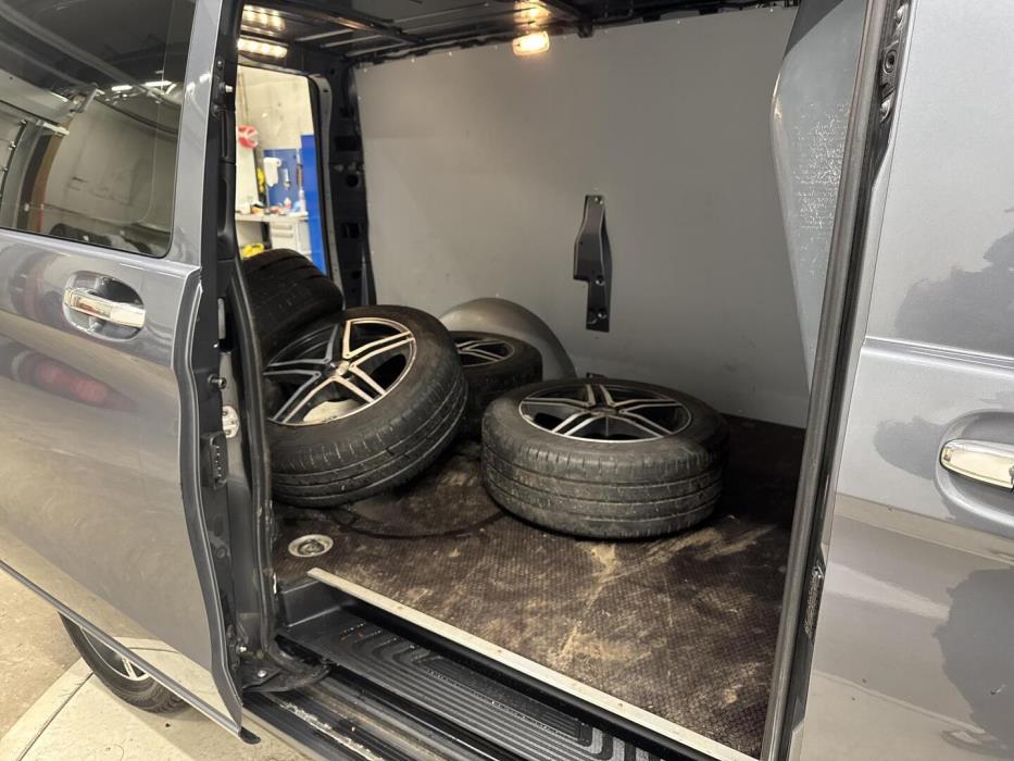 MERCEDES-BENZ Vito 2016