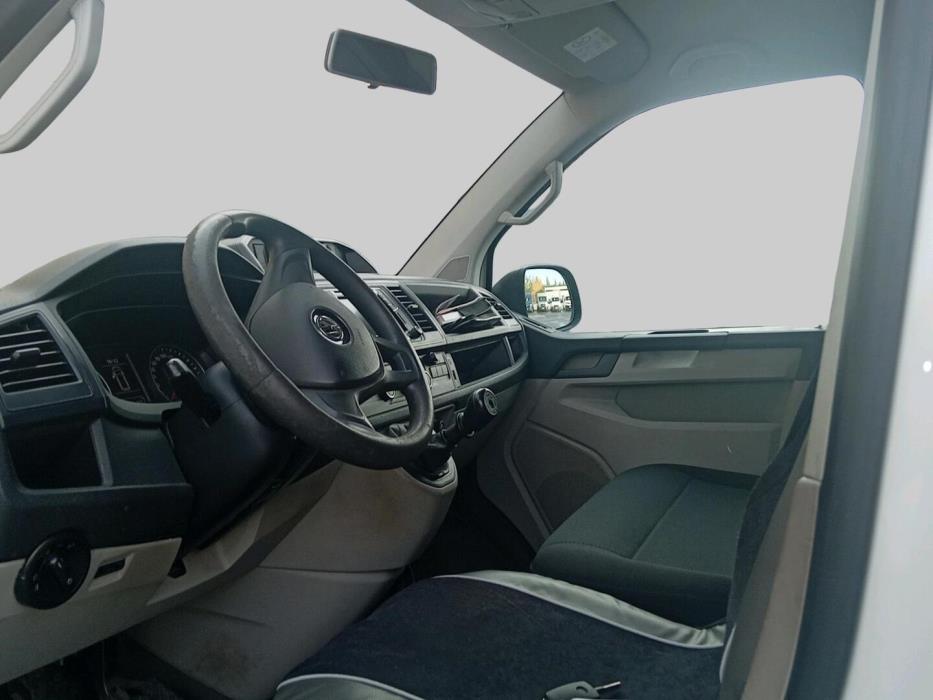 VOLKSWAGEN TRANSPORTER 2016